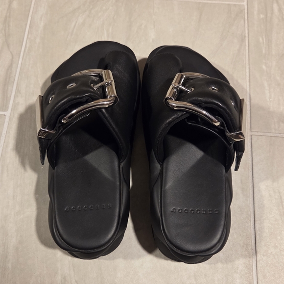 GUC 4CCCCEES Mellow Glow Sandals, Black - Picture 3 of 14